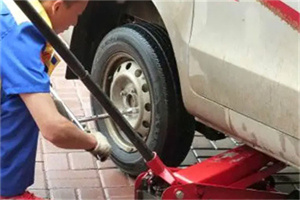 秦淮区附近拖车24小时服务热线电话